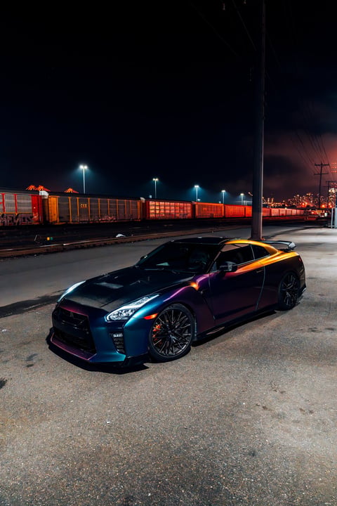 Nissan R35 GTR front view